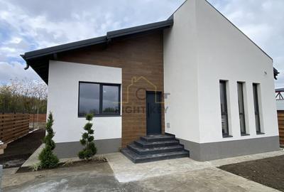 Liniste, natura si confort - casa noua, 4 cam, la cheie in Teghes! - 1