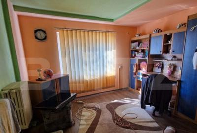 Casa de vanzare, cu 3 camere, 100 mp, zona Saule?ti - 2