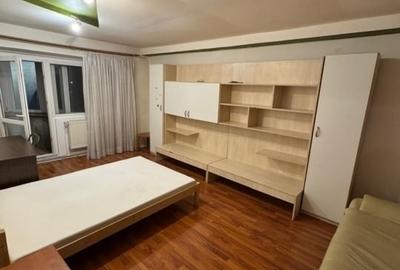 3 Camere Decomandat 80mp Etaj Intermediar zona Nicolina Belvedere - 9