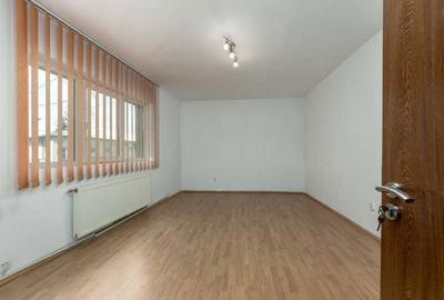 Apartament cu 3 camere decomandat în Mărășești - 8