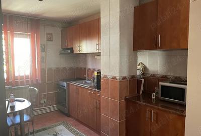 Vand apartament 3 camere Oltenita - 3