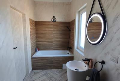 Casă individuală cu 4 camere cu Canalizare în Moșnița Nouă - 12