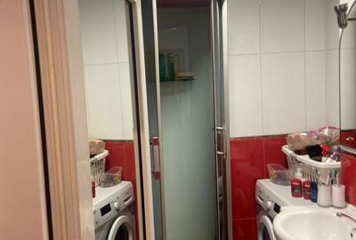 Garsonieră decomandată în Central - 2