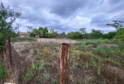 Teren de 715 mp, în Corbu - 2