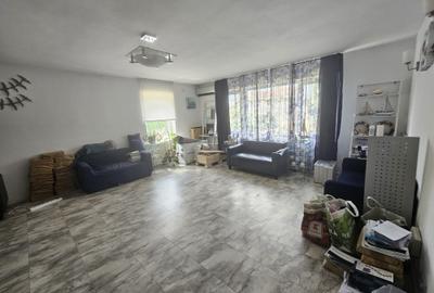 Casă cu 6 camere cu Canalizare în Ultracentral - 5