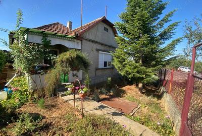 Casă cu 2 camere în Săcășeni - 9