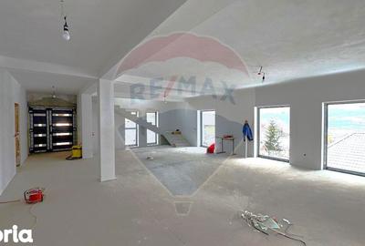Casă cu 6 camere cu Teren 822 Mp în Central - 15