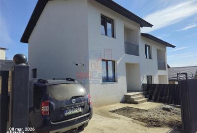 Casă cu 4 camere în Uricani - 1