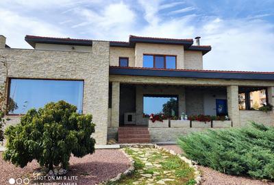 Proprietate Unicat în Costinești-Vila ta Mediteraneană la Marea Neagră - 2