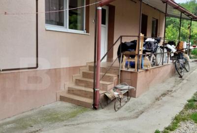 Casa individuala cu 2 camere de vanzare, Zona Ocna Mures - 2