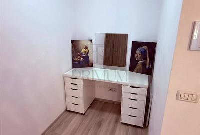 Apartament cu 2 camere semidecomandat în Aradului