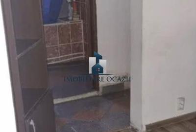 Apartament cu 3 camere semidecomandat în Berceni - 1