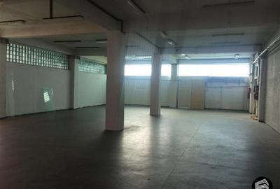 Ocazie!!! Spatiu 1000mp pretabil CLINICA/BIROURI/INDUSTRIAL Ocazie!!! Spatiu 1000mp pretabil CLINICA/BIROURI/INDUSTRIAL - 3