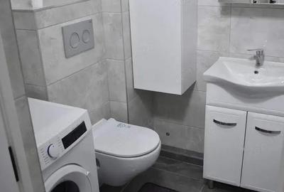 Garsonieră decomandată în Unirii - 1