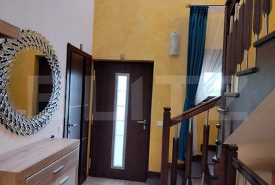 Casă cu 5 camere cu Teren 700 Mp în Ipotești - 16