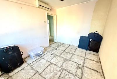 Apartament cu 3 camere decomandat în Orizont - 9