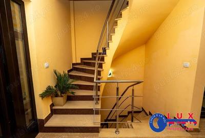 Casă cu 7 camere în Mineri - 1