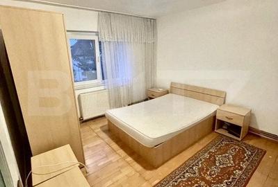 Apartament cu 3 camere decomandat, mobilat în Lipovei