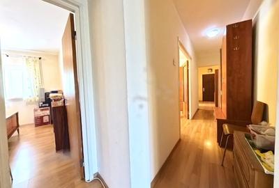 Titulescu - Piata Victoriei - Str Dr. Iacob Felix - 3 camere decomandat - 3