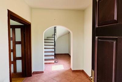 Vila Individuala Laguna Albastra | Bucatarie complet mobilata | Teren 600mp - 8