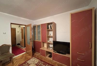 Apartament cu 3 camere decomandat, mobilat în Aradului - 1
