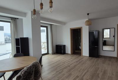 De inchiriat penthouse nou, aproape de spitale - 5