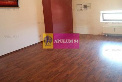 Casă individuală cu 6 camere semidecomandat cu Teren 890 Mp în Dobroești - 2