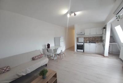 Apartament cu 3 camere semidecomandat în Unirii
