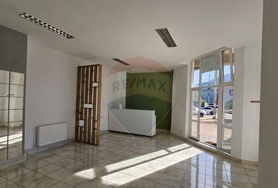 De Inchiriat Spa?iu 78 mp, Vizibilitate Maxima! - 13