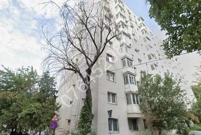 Inchiriez apt. CENTRAL 2cam. Victoriei-Titulescu,Str. Veronica Micle,renovat, 8min. metrou Victoriei