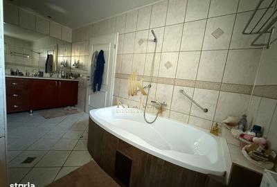 Casă cu 4 camere cu Canalizare în Ostratu - 9