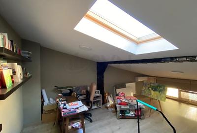 REV2004986 Casa de vanzare 4 camere zona Drumul Taberei - 14