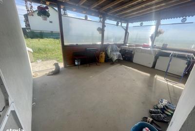 Casă cu 5 camere cu Canalizare în Central - 8