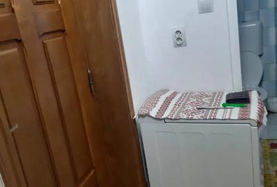 Inchiriez garsoniera - 1