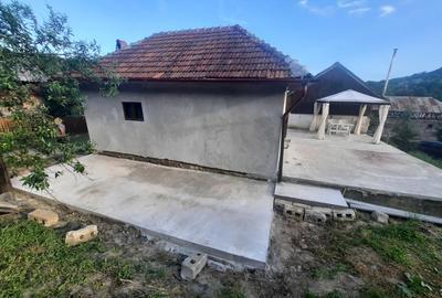 Casă cu 4 camere în Central - 4