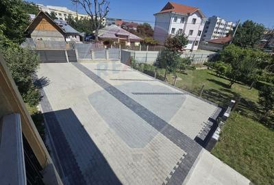 Spatiu Generos de Inchiriat - Ideal pentru Birouri, Clinica sau Cresa! - 19