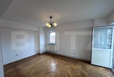 Apartament cu 4 camere decomandat în George Enescu - 3