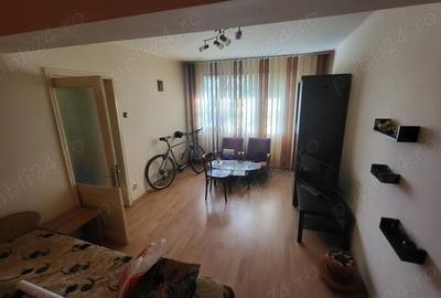 Garsonieră decomandată în Sud - 3