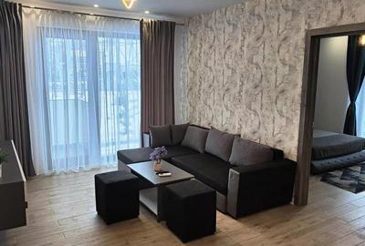 Apartament cu 3 camere semidecomandat, mobilat în Albert