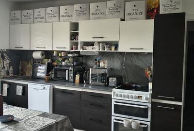 Apartament cu 3 camere în Feldioara