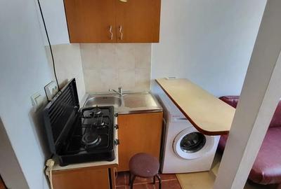 Garsonieră decomandată, mobilată în Lipovei - 16