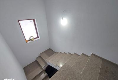 Casă cu 4 camere decomandat cu Teren 710 Mp în Poplaca - 12