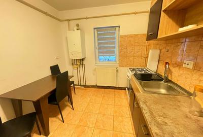 Apartament cu 2 camere decomandat, mobilat în Podul de Fier - 2