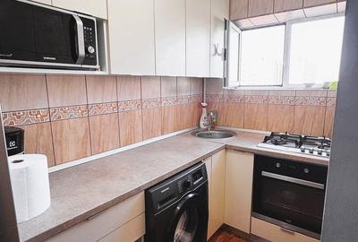 Apartament cu 3 camere decomandat în Giurgiului - 6