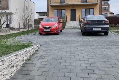 Casă cu 3 camere cu Teren 600 Mp în Sud - 1