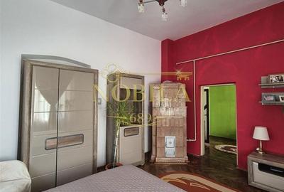 Casă cu 4 camere în Central - 9