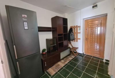 Garsonieră decomandată în Central - 2