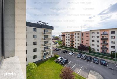 Apartament cu 3 camere decomandat în Tractorul - 18