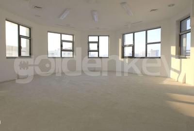 Spațiu comercial, de 240 mp, în Nord - 3