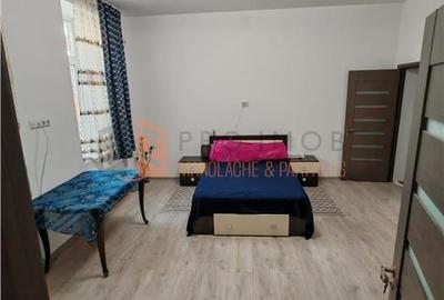 EXCLUSIVITATE! Casa spatioasa + teren in centrul Buzaului - 4